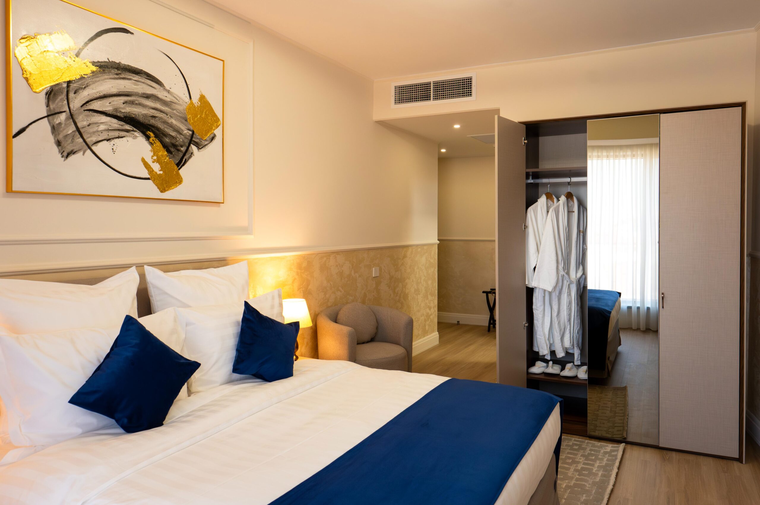 hotel Le Blanc Cotroceni, cazare Bucuresti, cazare Cotroceni, hotel 4 stele Bucuresti, hotel lux Bucuresti, hotel business Bucuresti, hotel centru Bucuresti, cazare Sector 6, hotel Splaiul Independentei, camere hotel Bucuresti, hotel cu mic dejun Bucuresti, hotel cu facilitati premium Bucuresti, hotel confortabil Bucuresti, cazare premium Bucuresti, hotel modern Bucuresti, hotel elegant Bucuresti, hotel boutique Bucuresti Bucuresti, hotel aproape de centru Bucuresti, hotel pentru afaceri Bucuresti, hotel pentru turisti Bucuresti, hotel pentru sejur Bucuresti, hotel cu receptie 24/7 Bucuresti, transfer aeroport Bucuresti, hotel cu servicii transport Bucuresti, hotel Cotroceni, cazare Cotroceni Bucuresti, hotel Sector 6, hotel Splaiul Independentei, hotel aproape de Palatul Cotroceni, cazare Sector 6 Bucuresti, hotel in Cotroceni Bucuresti, hotel in Sector 6 Bucuresti, cazare in Cotroceni Bucuresti, hotel Splaiul Independentei Bucuresti, cazare aproape de metrou Cotroceni, cazare aproape de centru Bucuresti Cotroceni , unde stau in Bucuresti Cotroceni, hotel confortabil Bucuresti, rezervare hotel Cotroceni, hotel 4 stele Cotroceni, cazare ieftina Cotroceni (sau cazare accesibila Cotroceni), hotel dotari moderne Bucuresti, hotel cu WiFi Bucuresti, hotel cu aer conditionat Bucuresti, hotel pentru afaceri Bucuresti, hotel cu transport aeroport Bucuresti, hotel pentru sejur Bucuresti, hotel pentru vizita Bucuresti