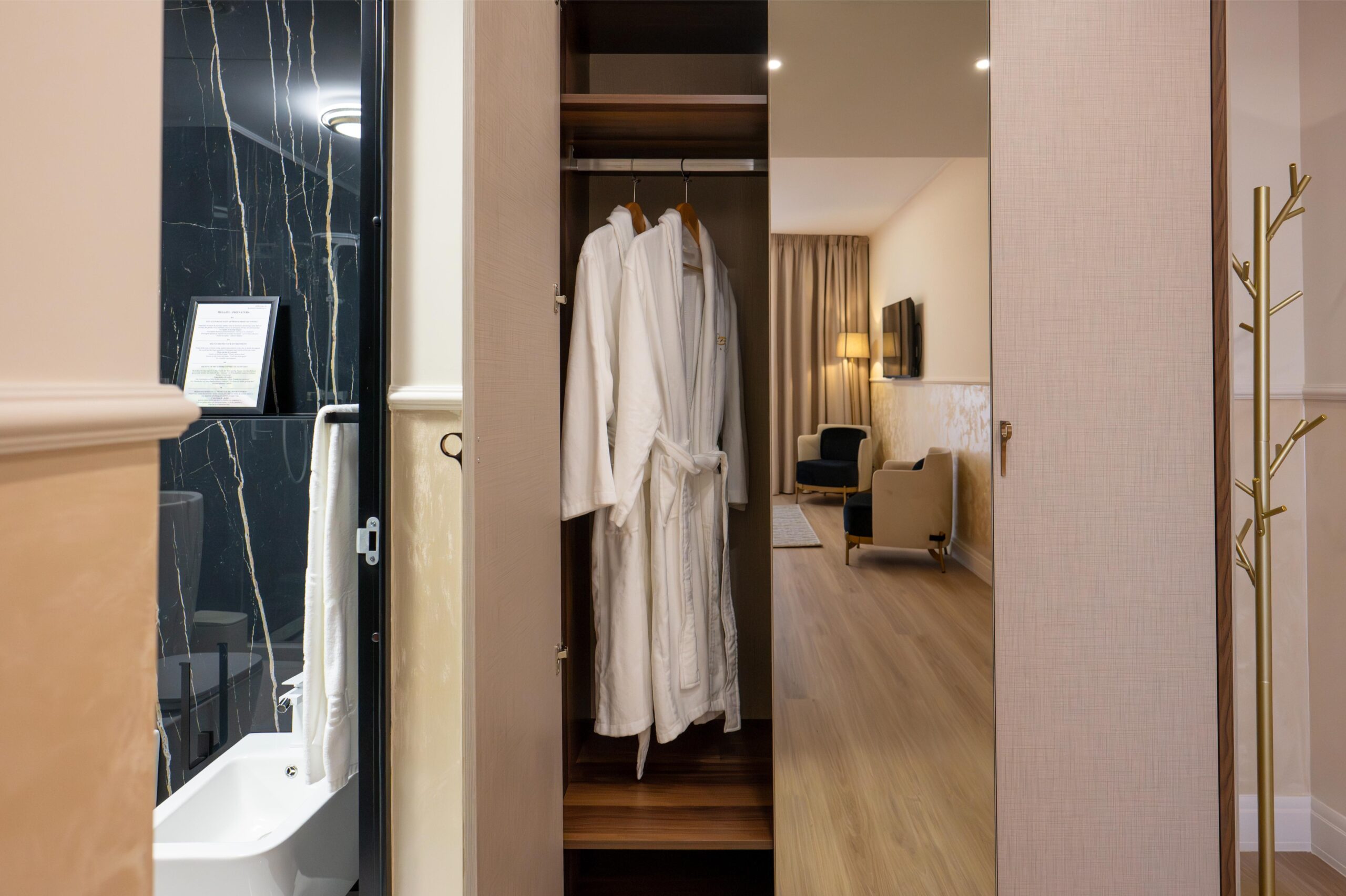 hotel Le Blanc Cotroceni, cazare Bucuresti, cazare Cotroceni, hotel 4 stele Bucuresti, hotel lux Bucuresti, hotel business Bucuresti, hotel centru Bucuresti, cazare Sector 6, hotel Splaiul Independentei, camere hotel Bucuresti, hotel cu mic dejun Bucuresti, hotel cu facilitati premium Bucuresti, hotel confortabil Bucuresti, cazare premium Bucuresti, hotel modern Bucuresti, hotel elegant Bucuresti, hotel boutique Bucuresti Bucuresti, hotel aproape de centru Bucuresti, hotel pentru afaceri Bucuresti, hotel pentru turisti Bucuresti, hotel pentru sejur Bucuresti, hotel cu receptie 24/7 Bucuresti, transfer aeroport Bucuresti, hotel cu servicii transport Bucuresti,  hotel Cotroceni, cazare Cotroceni Bucuresti, hotel Sector 6, hotel Splaiul Independentei, hotel aproape de Palatul Cotroceni, cazare Sector 6 Bucuresti, hotel in Cotroceni Bucuresti, hotel in Sector 6 Bucuresti, cazare in Cotroceni Bucuresti, hotel Splaiul Independentei Bucuresti, cazare aproape de metrou Cotroceni, cazare aproape de centru Bucuresti Cotroceni , unde stau in Bucuresti Cotroceni, hotel confortabil Bucuresti, rezervare hotel Cotroceni, hotel 4 stele Cotroceni, cazare ieftina Cotroceni (sau cazare accesibila Cotroceni), hotel dotari moderne Bucuresti, hotel cu WiFi Bucuresti, hotel cu aer conditionat Bucuresti, hotel pentru afaceri Bucuresti, hotel cu transport aeroport Bucuresti, hotel pentru sejur Bucuresti, hotel pentru vizita Bucuresti